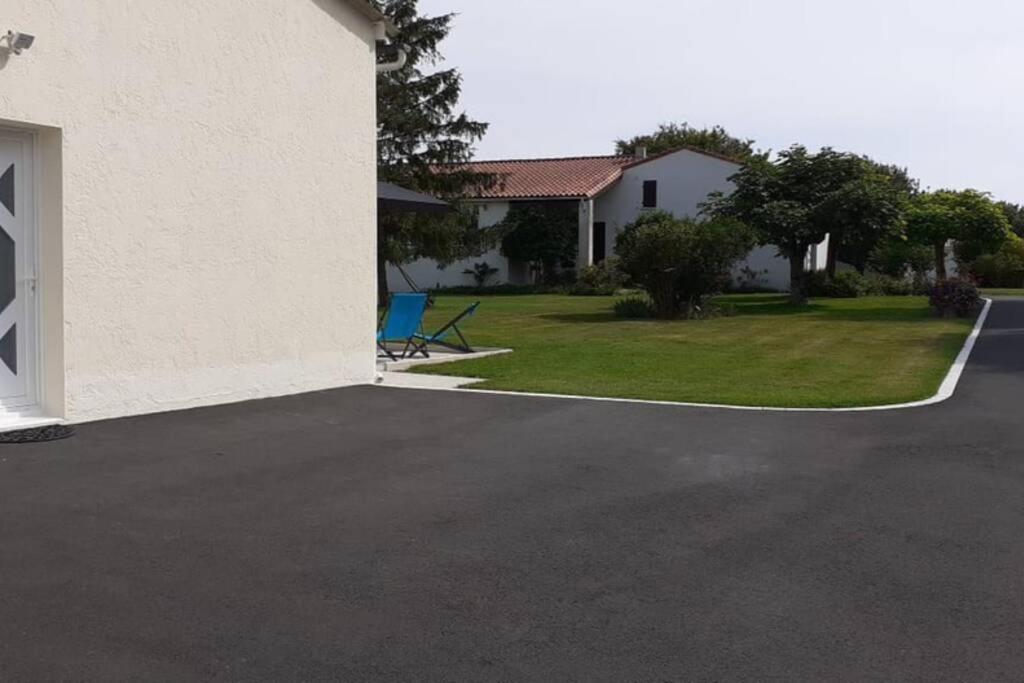 Le Logis De Chantal En Pays Royannais Arvert Exteriör bild