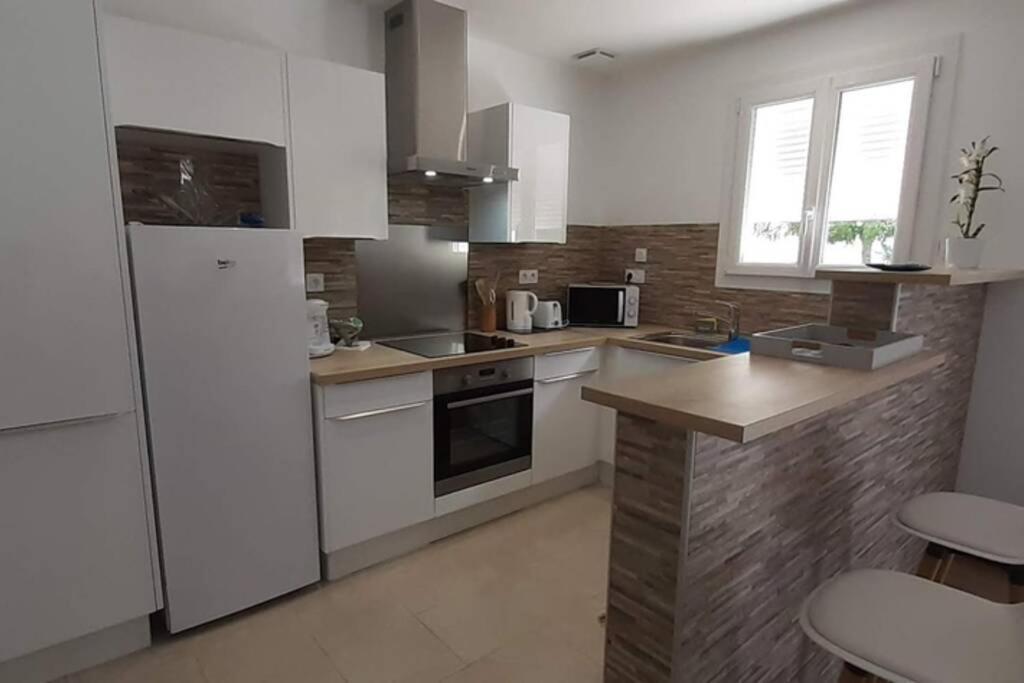 Le Logis De Chantal En Pays Royannais Arvert Exteriör bild